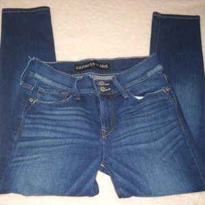 Express Jeans Size 4 Mid Rise Cropped Leggings